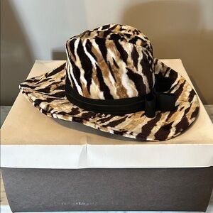 Vintage Bellini Leopard Print Hat
